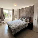 Apartamento Bright, Spacious Nearby Ostende