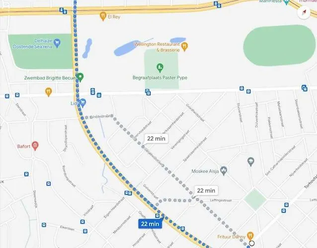 Bright, Spacious Nearby *