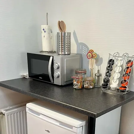 Appartement Bright, Spacious Nearby