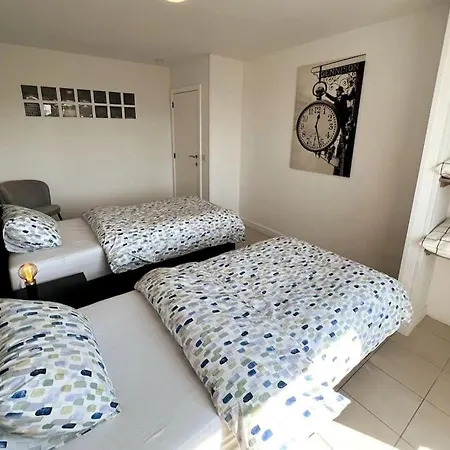 Bright, Spacious Nearby